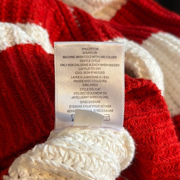 Red & White Striped Express x Olivia Culpó Cropped Sweater - Picture 3 of 5